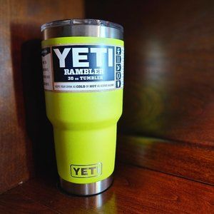 Yeti Rambler 30oz Tumbler - Chartreuse